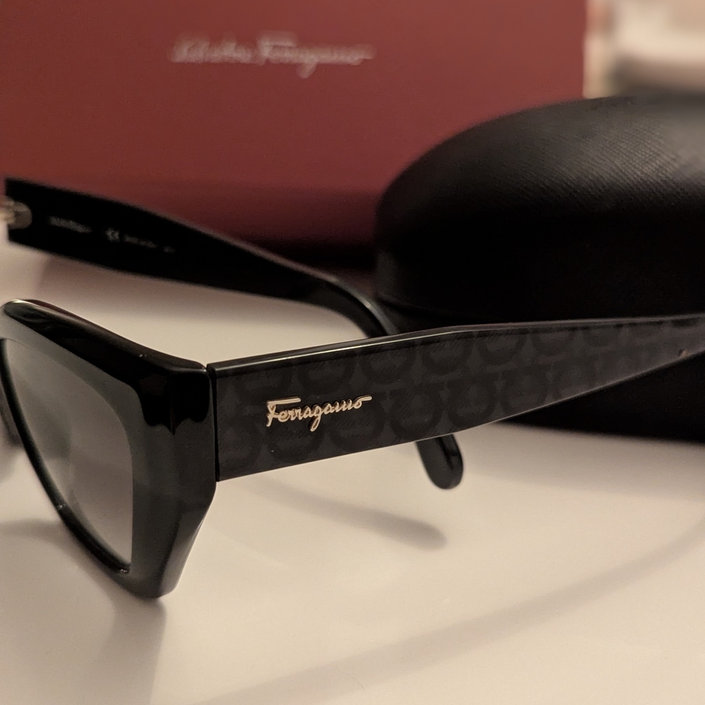 Authentic Logo Salvatore Ferragamo Black Sunglasses with Gold Accents